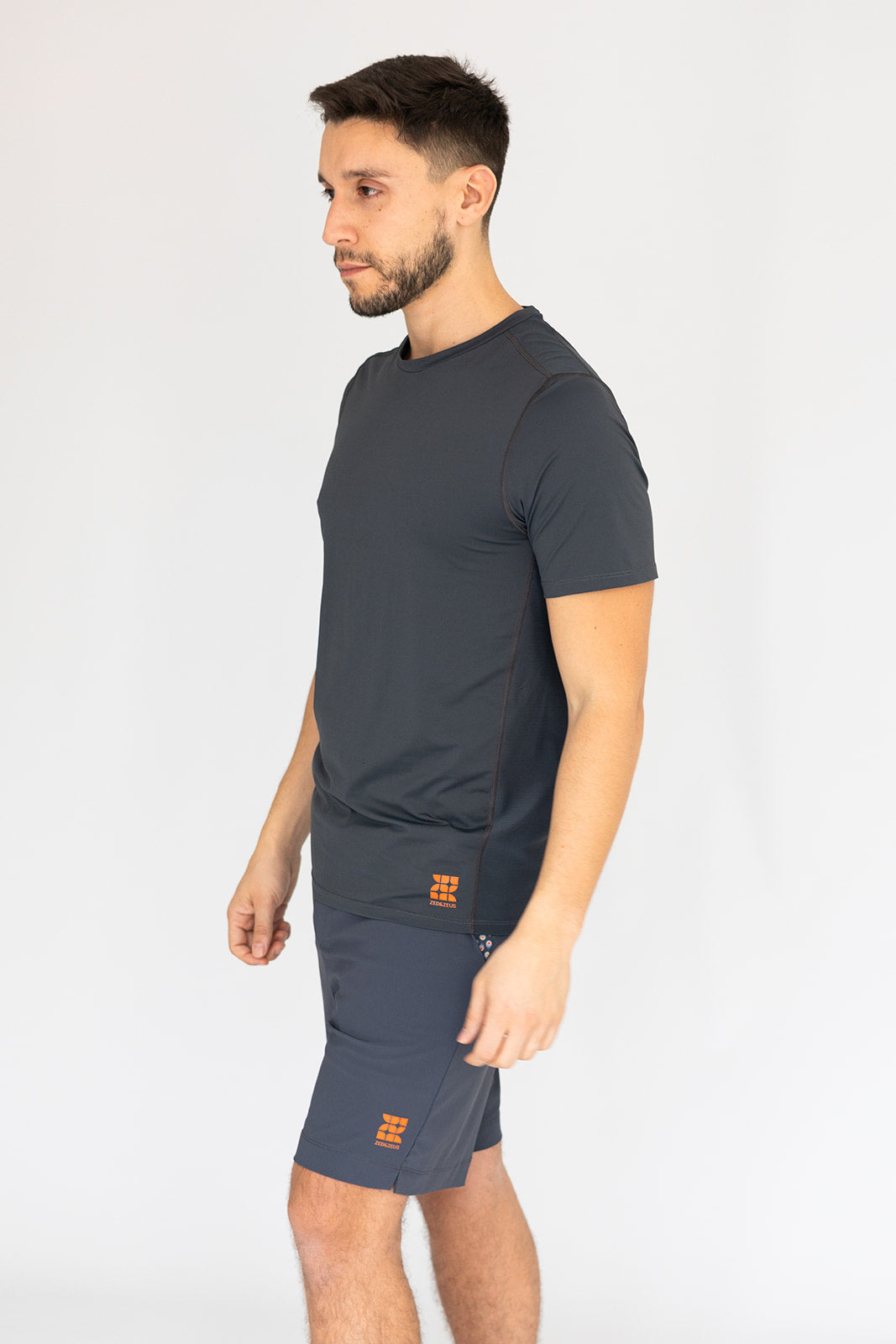 Clifton Men's Yoga T-Shirt breathable and sustainable – ZED & ZEUS
